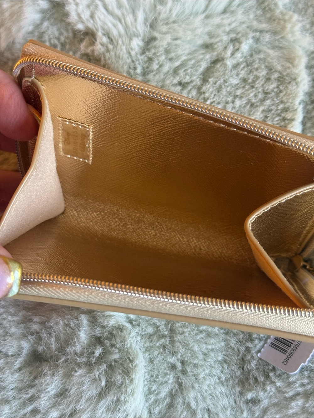 Bath & Body Works Belle gold wallet - Picture 4 of 5